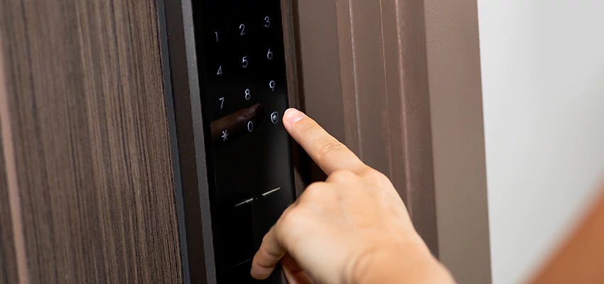 Smart Electric Locks Replacement Services in East Hemet, CA