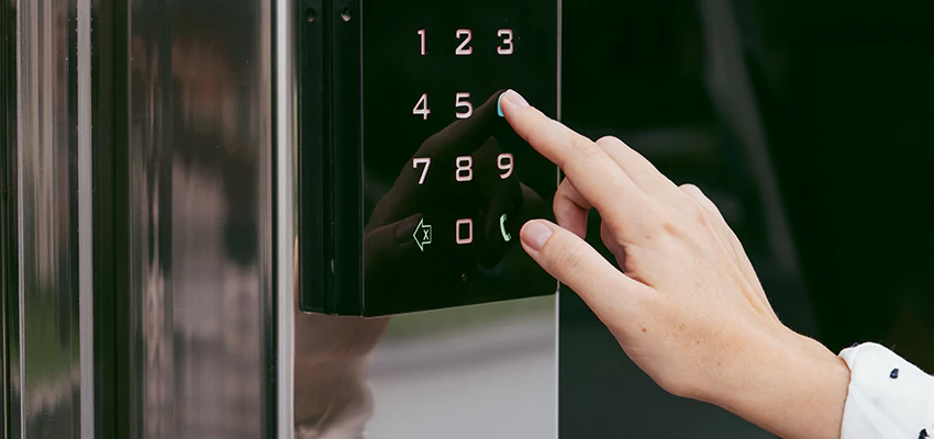 Property Management Locksmith For Lock Installation in East Hemet, CA