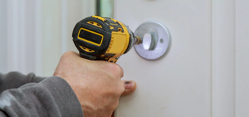 Street Locksmith For Smart Lock Repair in East Hemet, CA