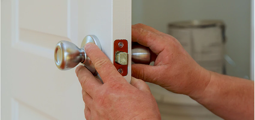 AAA Locksmiths For lock Replacement in East Hemet, California